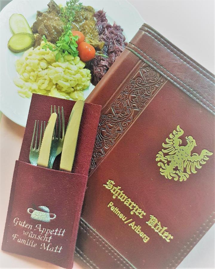 Hotel Schwarzer Adler Pettneu am Arlberg Bagian luar foto